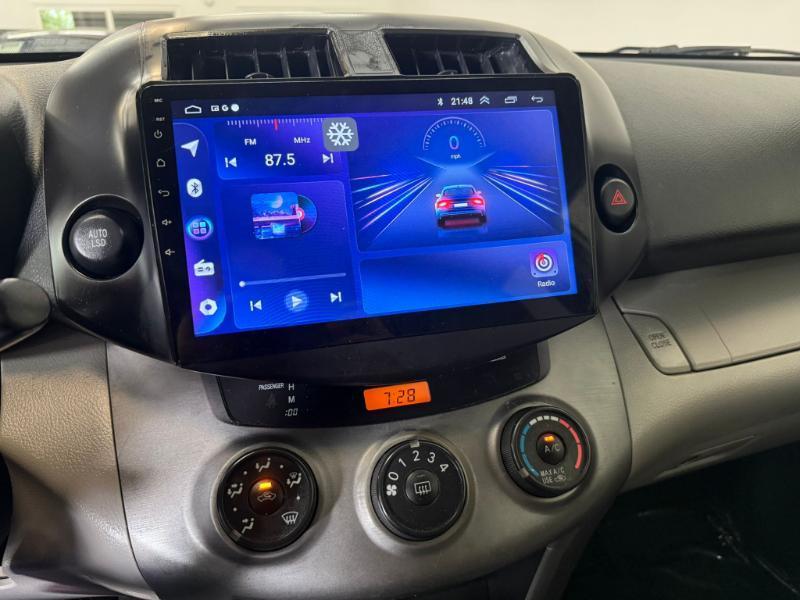 Toyota RAV4 LE 2007