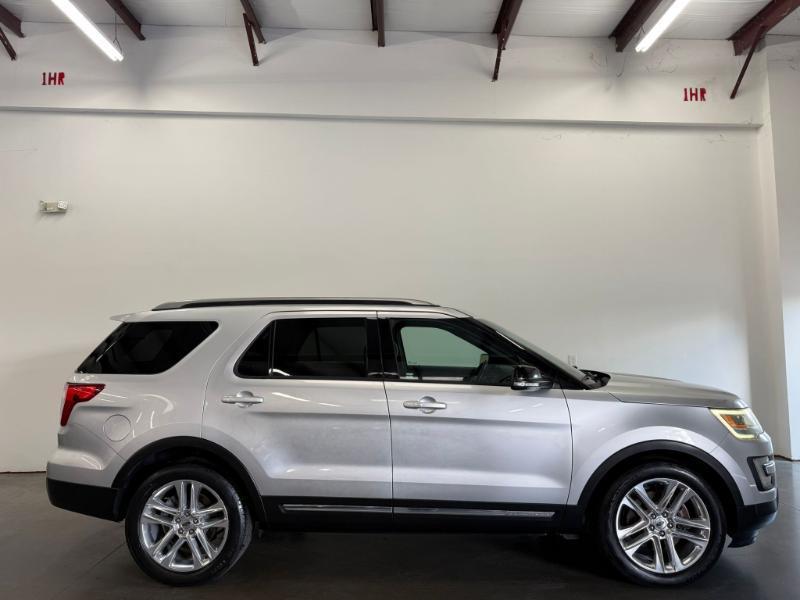Ford Explorer XLT 2017