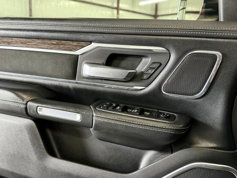 RAM 1500 Laramie Crew Cab SWB 2WD 2019