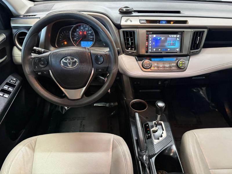 Toyota RAV4 XLE 2014
