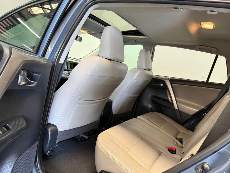 Toyota RAV4 XLE 2014