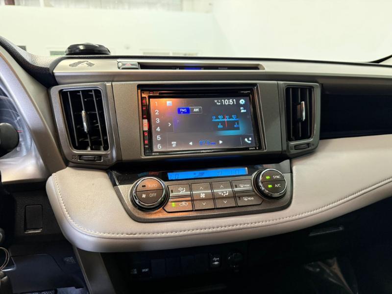 Toyota RAV4 XLE 2014