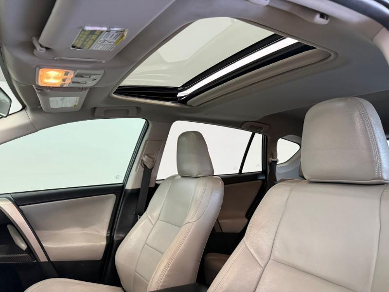 Toyota RAV4 XLE 2014