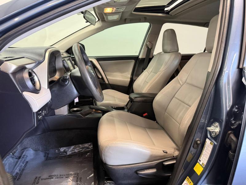 Toyota RAV4 XLE 2014