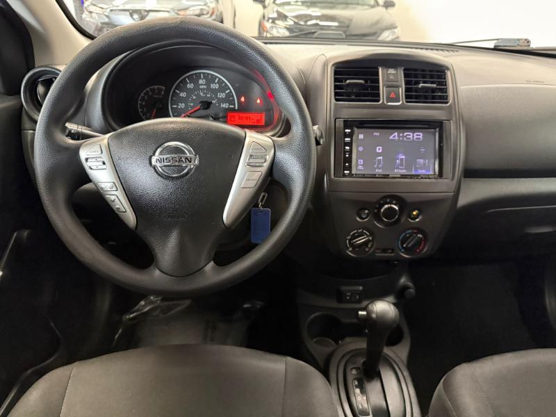 Nissan Versa  2019