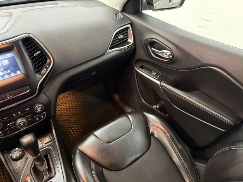 Jeep Cherokee Latitude Plus 4x4 2019