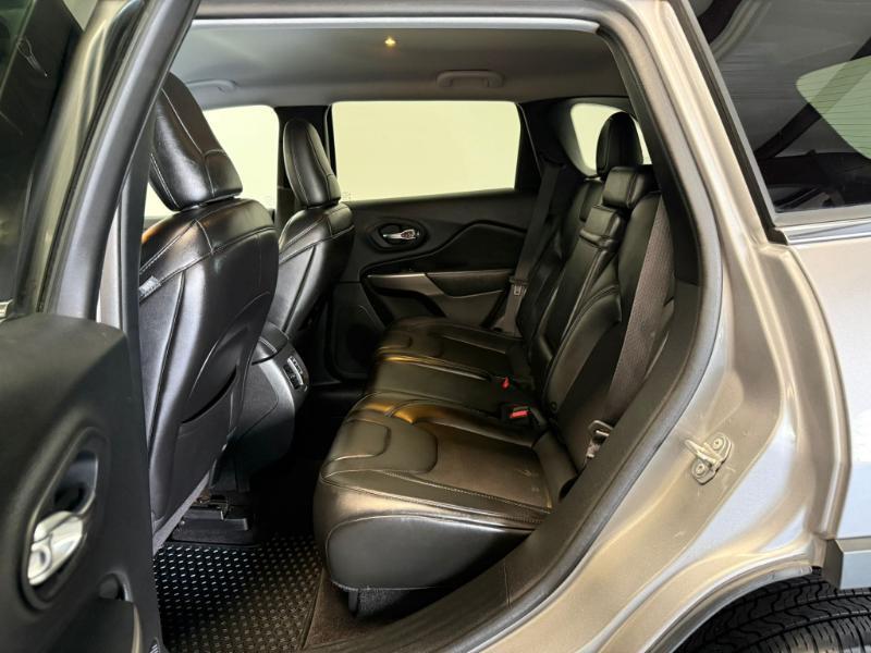 Jeep Cherokee Latitude Plus 4x4 2019