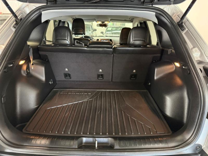 Jeep Cherokee Latitude Plus 4x4 2019