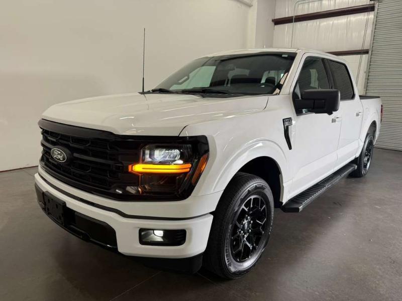 Ford F-150 XLT SuperCrew 2WD 2024