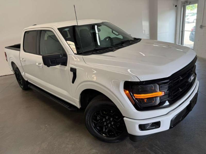 Ford F-150 XLT SuperCrew 2WD 2024
