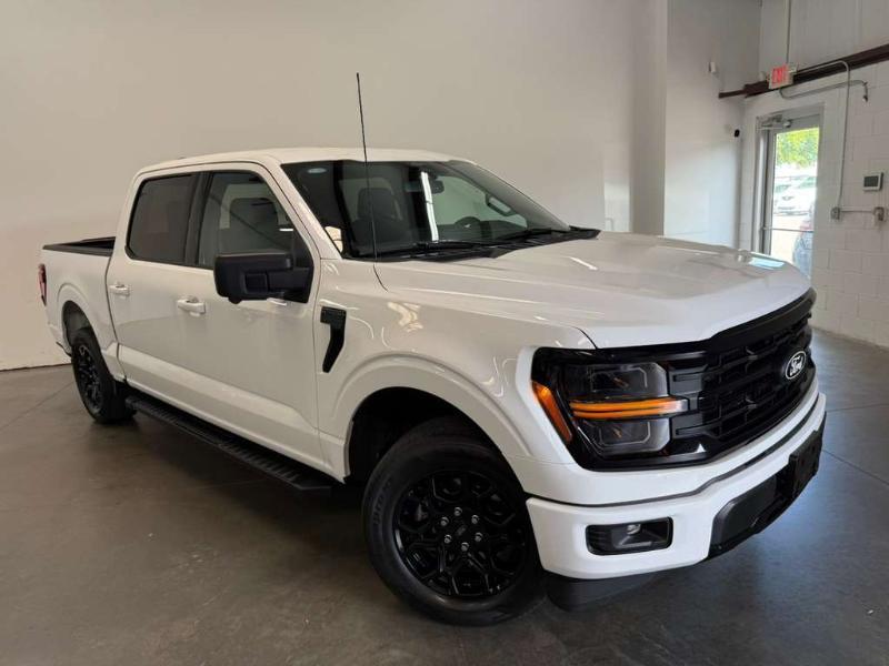 Ford F-150 XLT SuperCrew 2WD 2024
