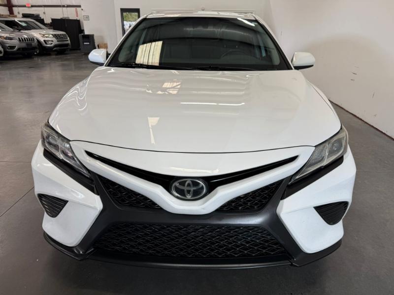 Toyota Camry SE 2019