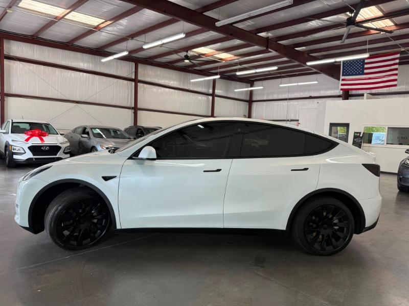 Tesla Model Y Long Range 2023