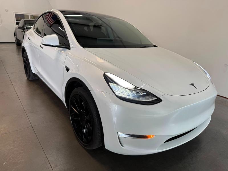 Tesla Model Y Long Range 2023