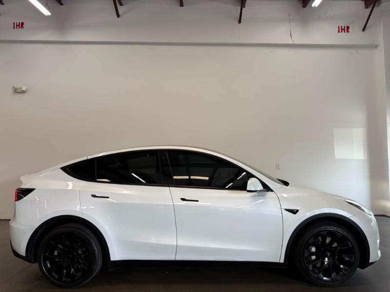 Tesla Model Y Long Range 2023