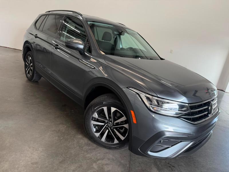 Volkswagen Tiguan S 2023