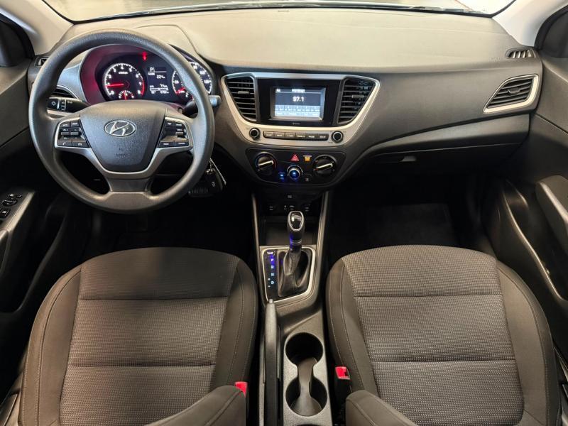 2020 Hyundai Accent SE - Photo 12