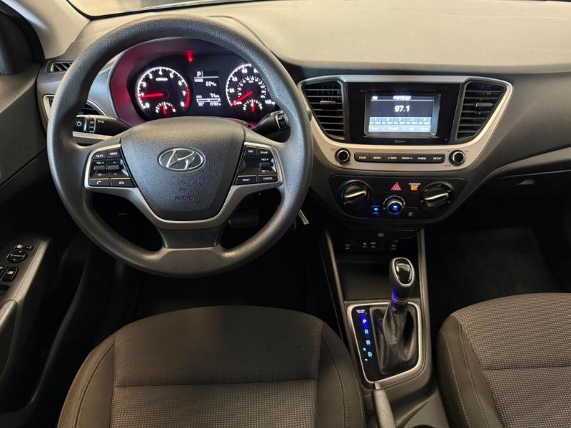 2020 Hyundai Accent SE - Photo 18
