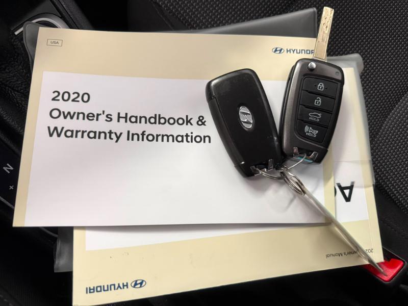 2020 Hyundai Accent SE - Photo 24