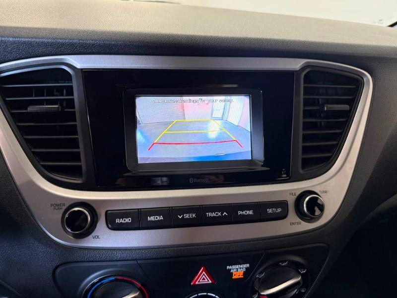2020 Hyundai Accent SE - Photo 21