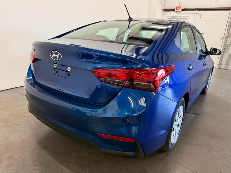 2020 Hyundai Accent SE - Photo 8