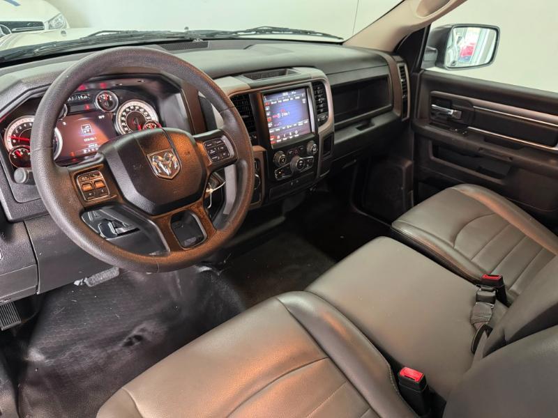 RAM 1500 Classic Tradesman 4x2 Reg Cab 8' Box 2021
