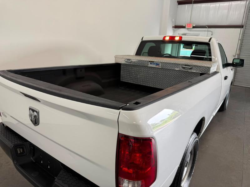 RAM 1500 Classic Tradesman 4x2 Reg Cab 8' Box 2021