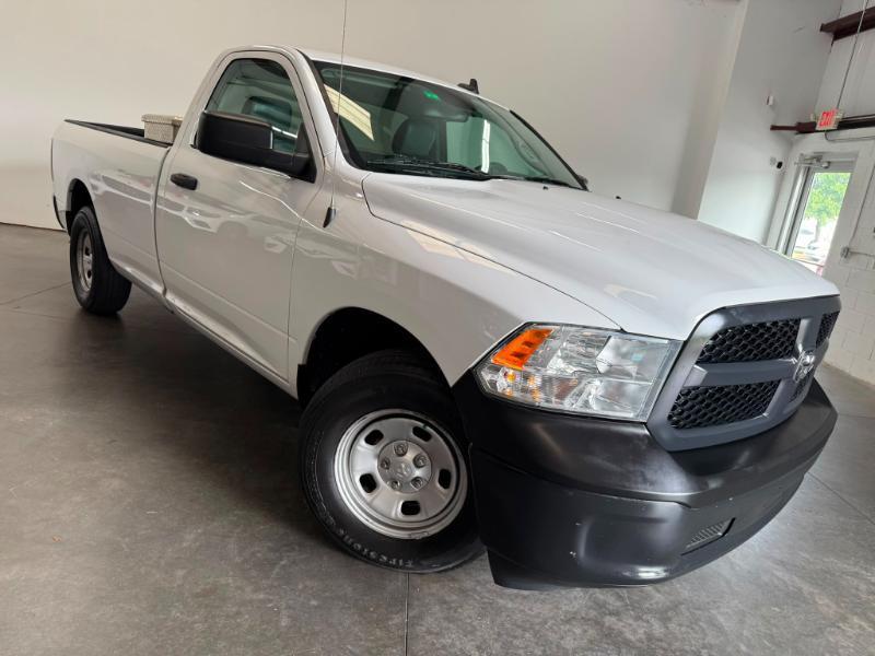 RAM 1500 Classic Tradesman 4x2 Reg Cab 8' Box 2021