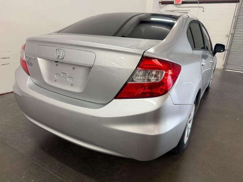 Honda Civic LX 2012