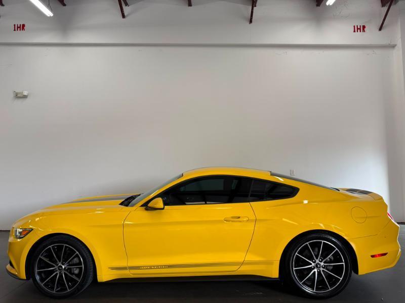 Ford Mustang  2016