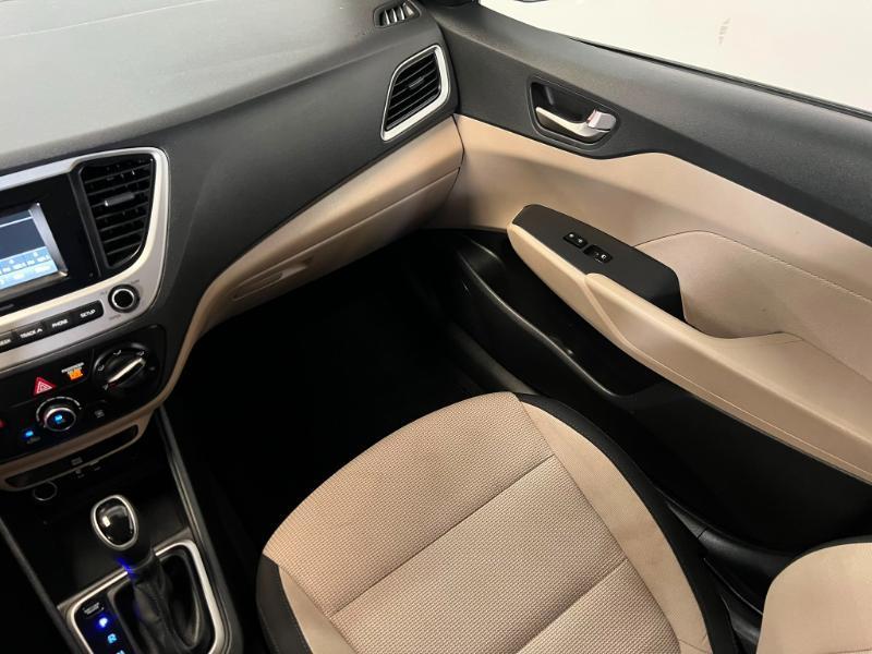 Hyundai Accent SE 2022