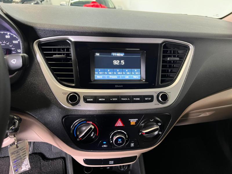 Hyundai Accent SE 2022