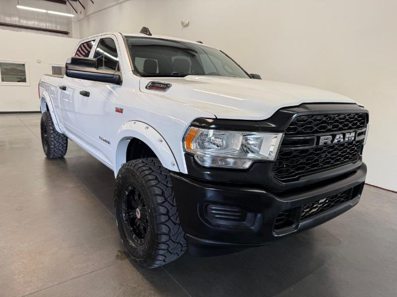 RAM 2500 Tradesman Crew Cab 4WD 2021