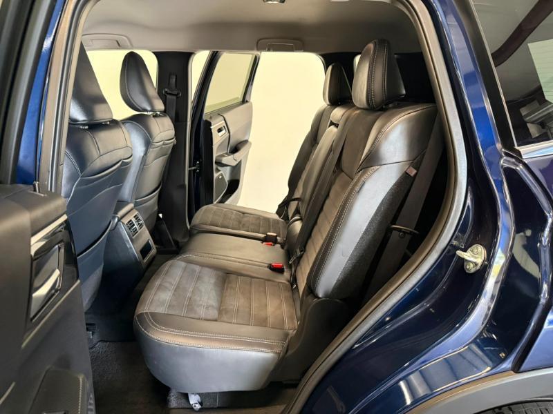 Mitsubishi Outlander SE 2025