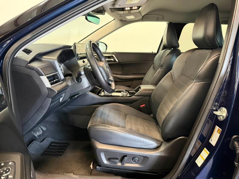 Mitsubishi Outlander SE 2025
