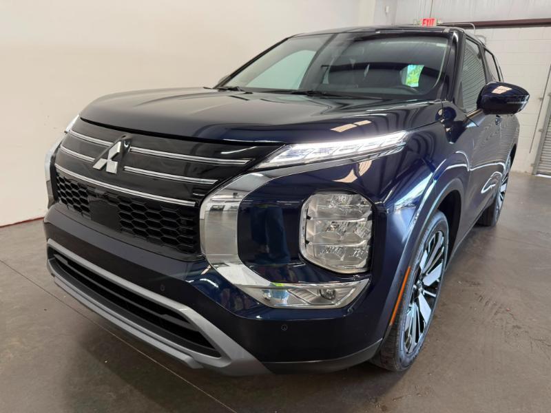 Mitsubishi Outlander SE 2025