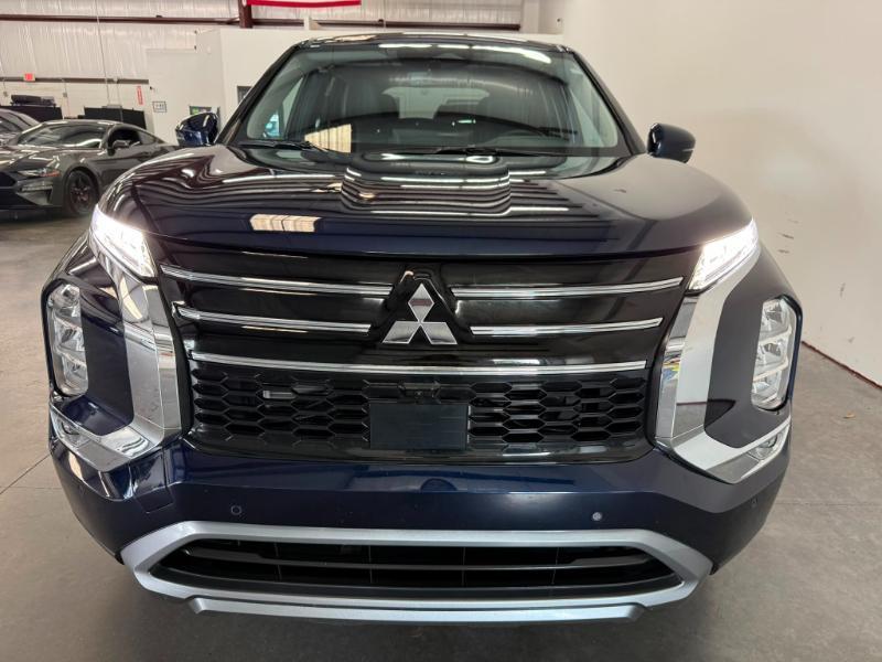 Mitsubishi Outlander SE 2025
