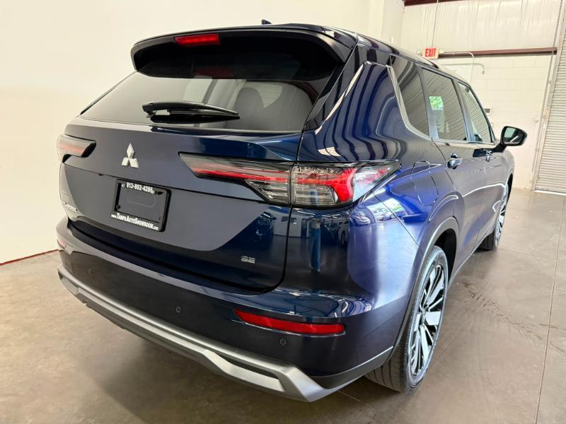 Mitsubishi Outlander SE 2025