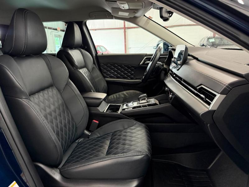 Mitsubishi Outlander  2022