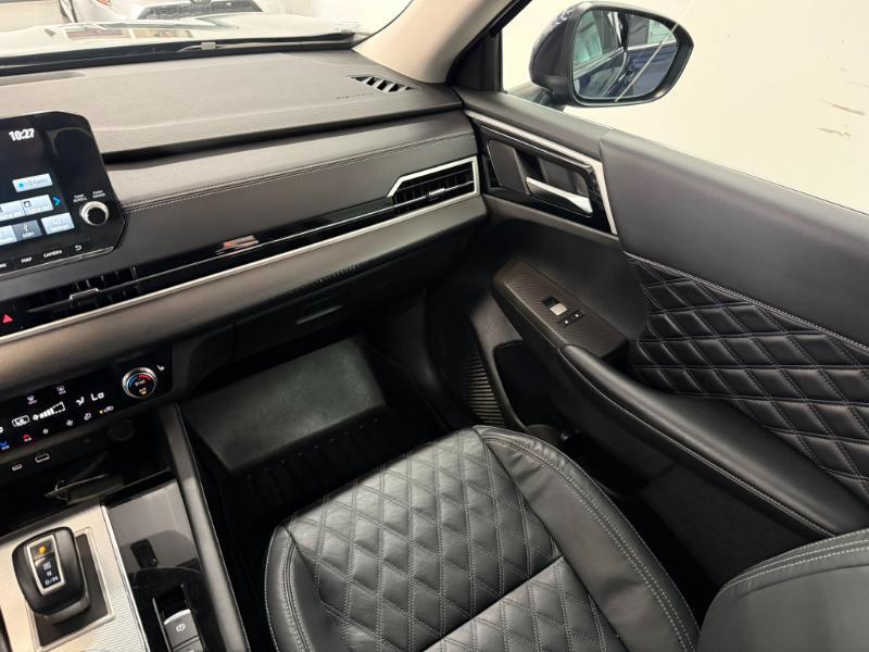Mitsubishi Outlander  2022