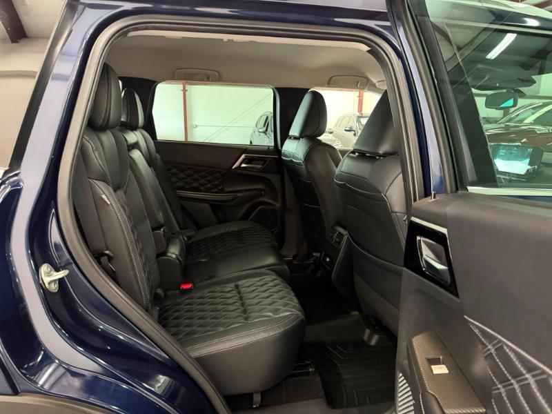 Mitsubishi Outlander  2022