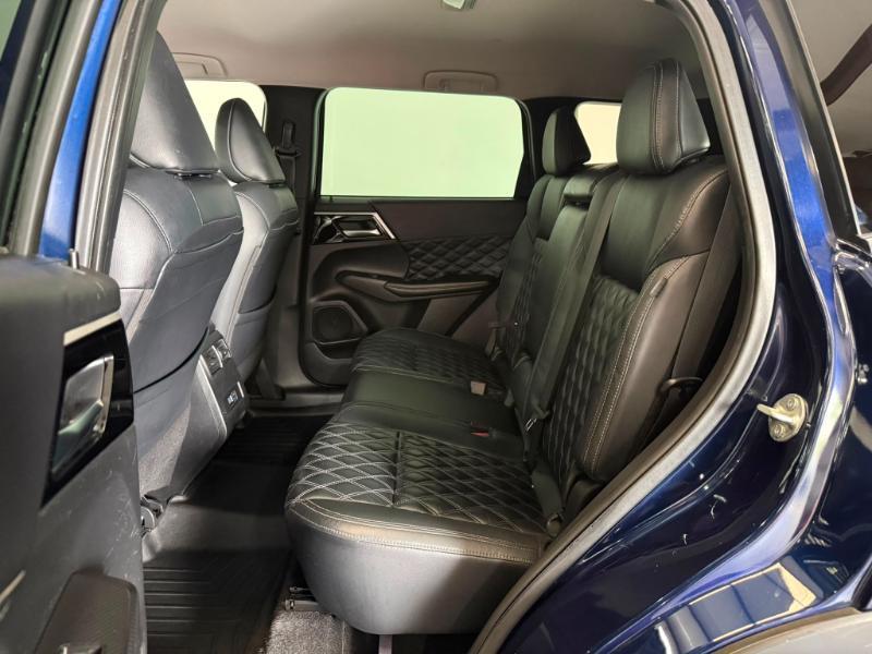 Mitsubishi Outlander  2022