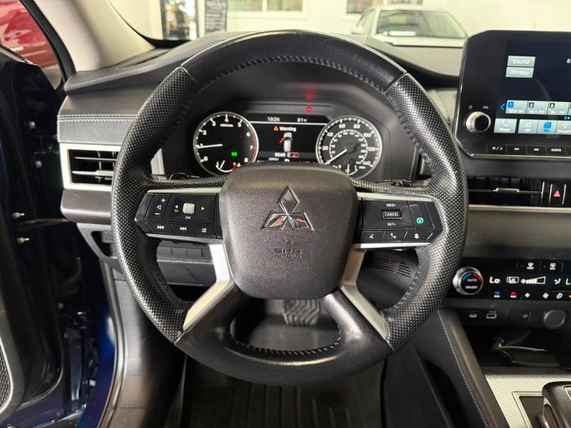 Mitsubishi Outlander  2022