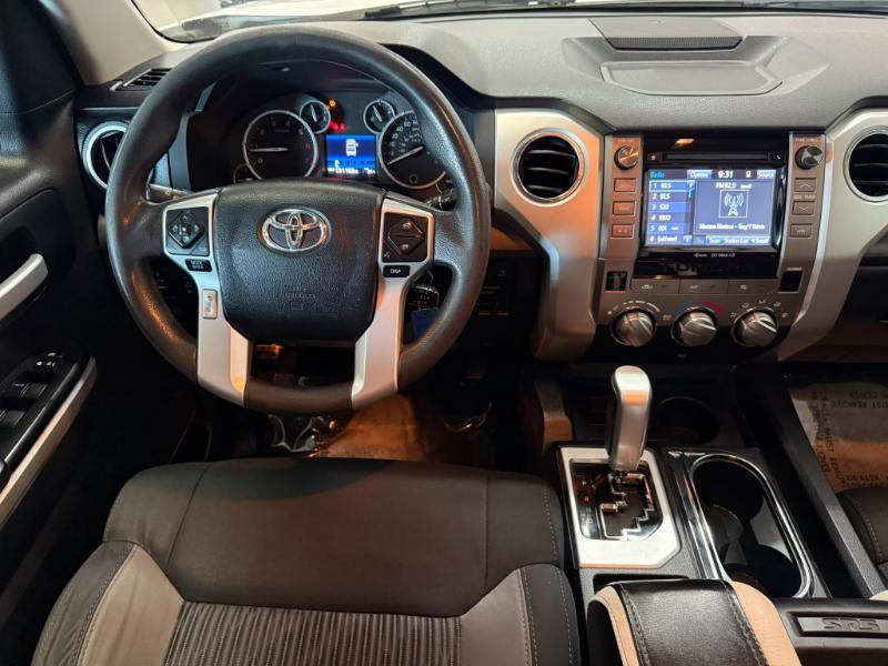 Toyota Tundra SR5 5.7L FFV V8 Double Cab 2WD 2016