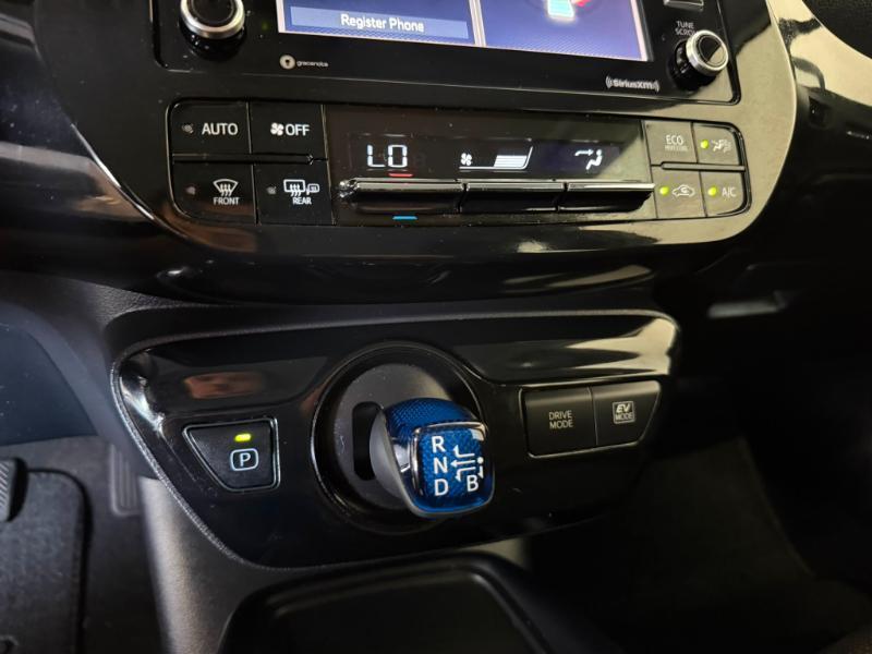 Toyota Prius LE 2022