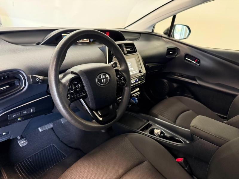 Toyota Prius LE 2022