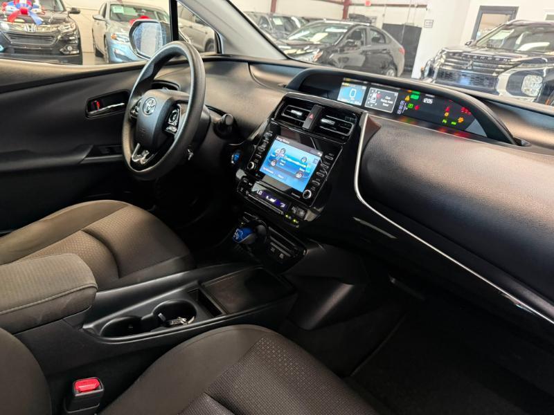 Toyota Prius LE 2022