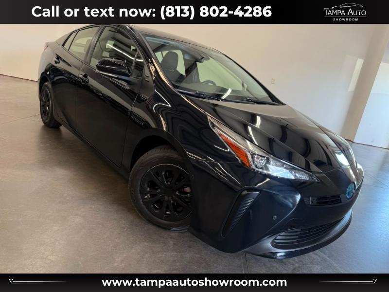 2022 Toyota Prius LE
