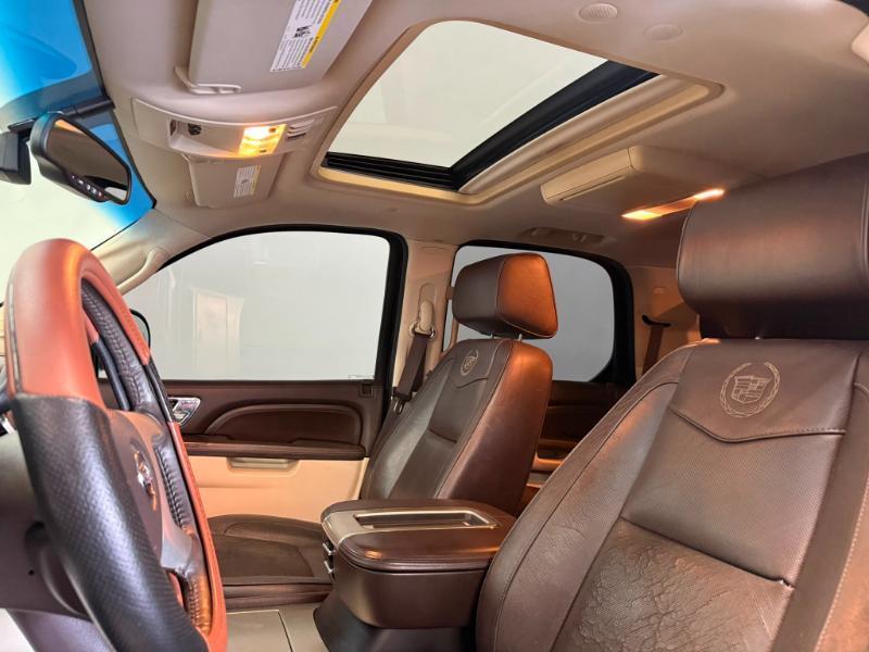 Cadillac Escalade Platinum 2WD 2014