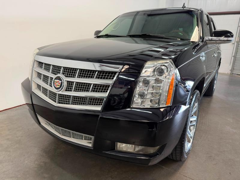 Cadillac Escalade Platinum 2WD 2014